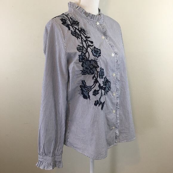 Crown & Ivy Stripe Blouse With Floral Embroidery Size Medium - Picture 6 of 10